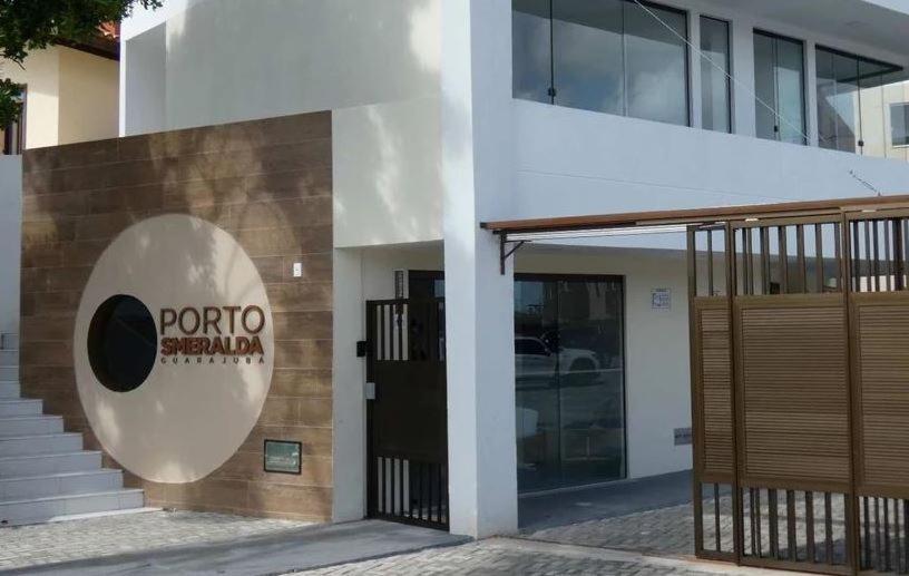 Apto Guarajuba Praia Condominio Porto Smeralda-100 Metros Da Praia Exteriör bild