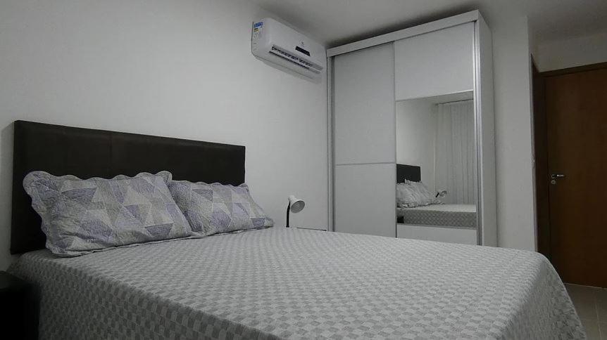 Apto Guarajuba Praia Condominio Porto Smeralda-100 Metros Da Praia Exteriör bild